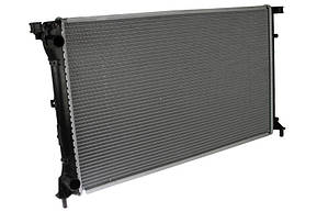 Радіатор системи охолодження (+AC) на Рено Трафік II 2.5dci (135л.с.) / NISSENS NIS 63818A, фото 3