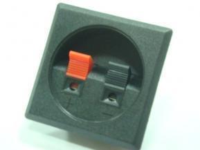 Гніздо на колонки затискач круглий 2-х п/гвинт, d=65мм