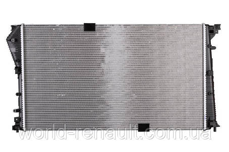 Радіатор системи охолодження на Рено Трафік II 2.5dci (146 л.с.) / VALEO VAL734931, фото 1