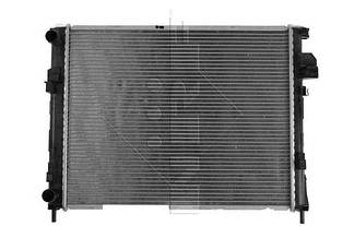 Радіатор системи охолодження на Рено Трафік II 1.9dci (+АС) / NRF 58332