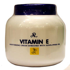 Поживний тайський крем Aron з вітаміном Е, 200 мл