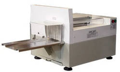 АХМ-300T: Хліборізка