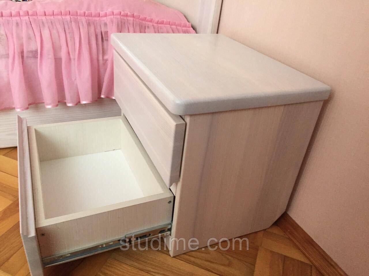 Тумбочка з натурального дерева Корк 3