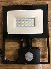 Світлодіодний прожектор із датчиком руху, 50 Вт 6500 K LMPS58, чорний