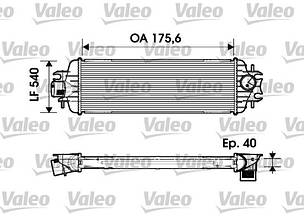 Радіатор інтеркулера на Рено Трафік II 2.5dci (135л.с.) з 2003г. / VALEO VAL817636