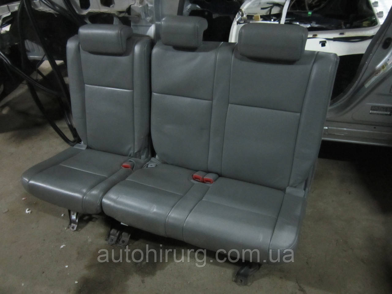 Заднє електро сидіння 3-й ряд Toyota Sequoia