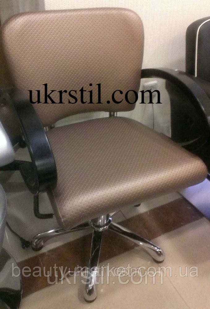 Крісло перукарське ZD-300 punto
