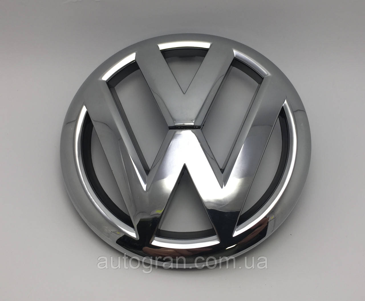 Емблема решітки радіатора VW Volkswagen Golf 6 5K0853601FULM