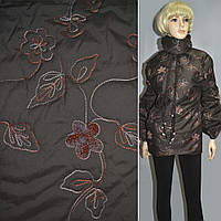 Ткань плащевая стеганая с вышитыми цветами коричневая темная ш.150 (13617.002)