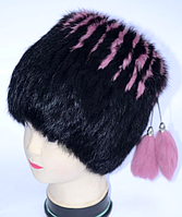 Меховая шапка женская из кролика черного цвета с розовыми полосочками