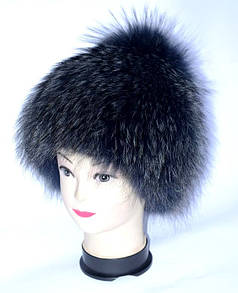 Зимова жіноча шапка з хутра єнота