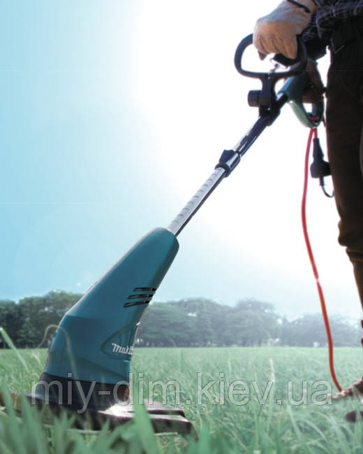 Makita UR3000 450 30 9000 2 3 ID