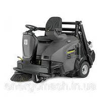 Подметальная машины с сидением водителя Karcher KM 120/150 R P