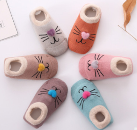 Шкарпетки сліди протиковзкі махрові S  на стопу 9-12 см.