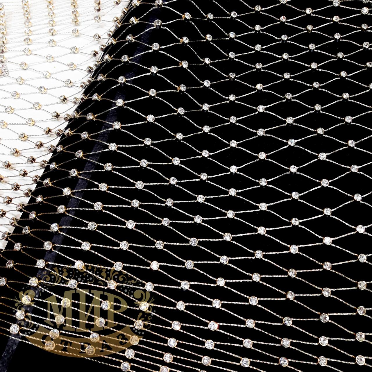 Нашивна стразова сітка біла 24-рядна*1м