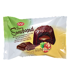 Кекс Brawo Snow Board шоколадний з горіховим кремом вкритий какао гранулами 50г (уп/24шт)