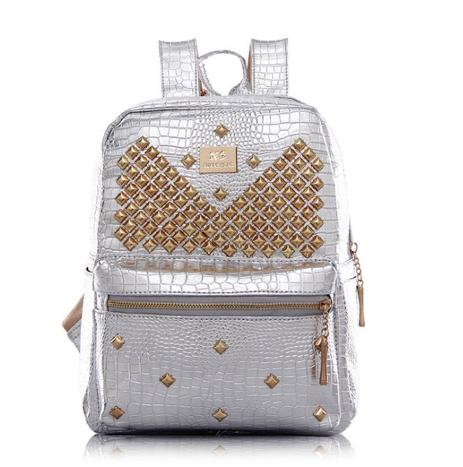 Рюкзак під крокодил з заклепками