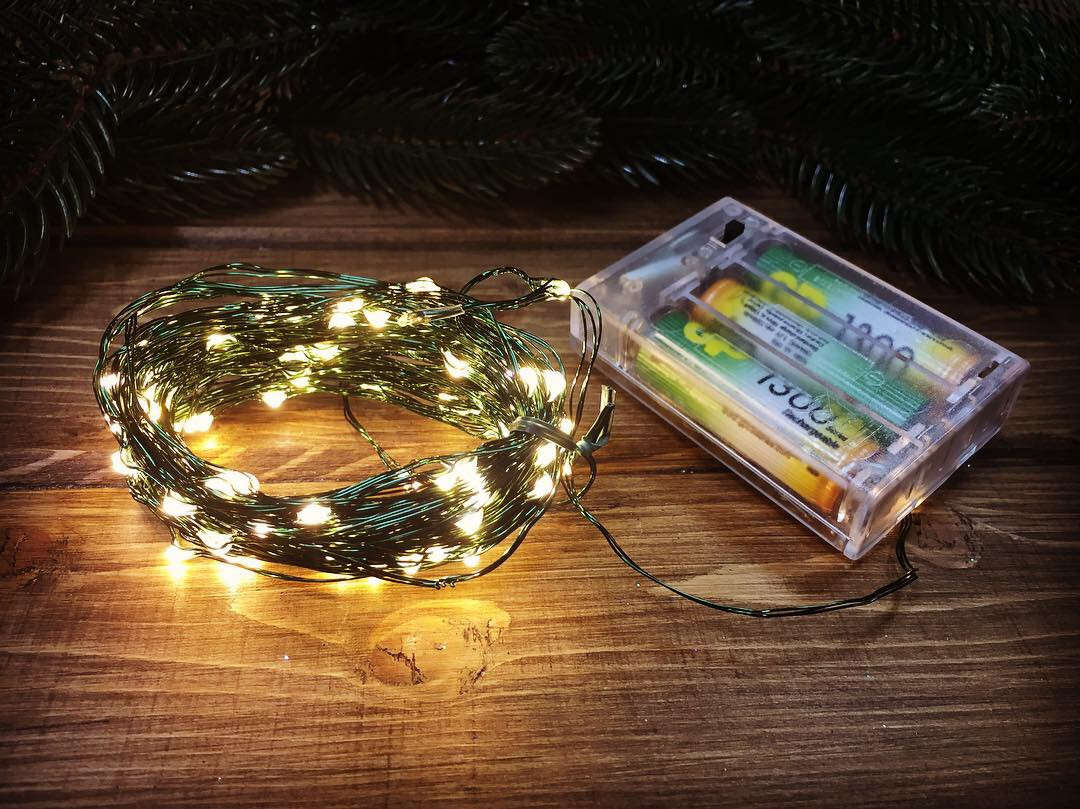 Гірлянда LED 2 метри на зеленій основі, фото 1