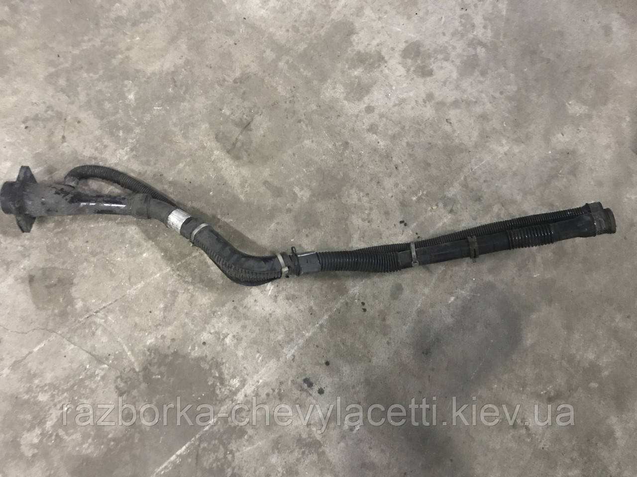 Паливна горловина Chevrolet Lacetti 96553811