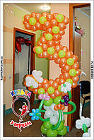 Цифра "3" на стійці