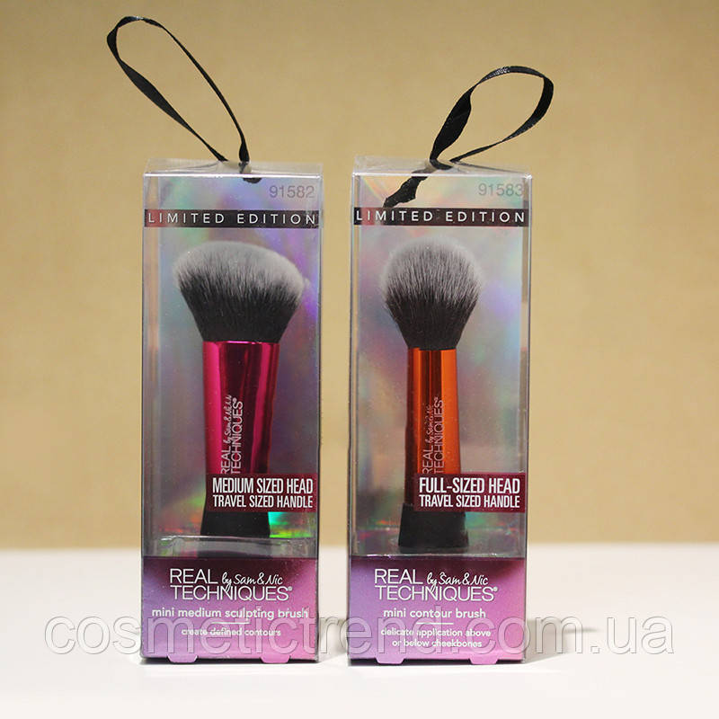 Купить Кисть для контурирования лица REAL TECHNIQUES Mini Contour Brush