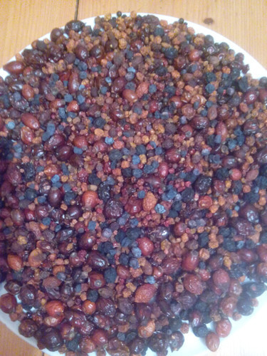 0,5 літри ягід Карпатський ягідний чай "Вітамінний 12-ягідний", фото 1