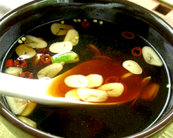 Рибний соус в процесі приготування