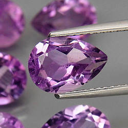 Натуральний аметист 10 x 7 mm AAA