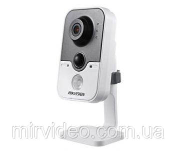 2 МП IP-відеокамера Hikvision DS-2CD2422FWD-IW (2.8 мм)