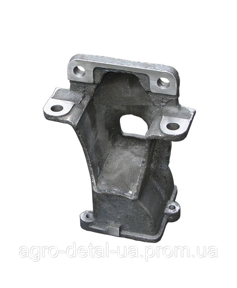 Кронштейн 151.30.204-2 кріплення ресори передній правий Х Т З, Т-151,Т-156,Т-17221,Т-17021, фото 1