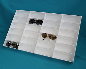Акрилова вітрина для окулярів на 24 пари | біла підставка для демонстрації