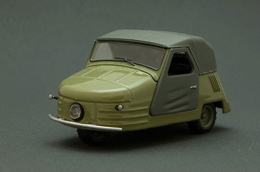 Модель Автолегенды Краще (DeAgostini) №57 СМЗ-С1Л (1:43), фото 1