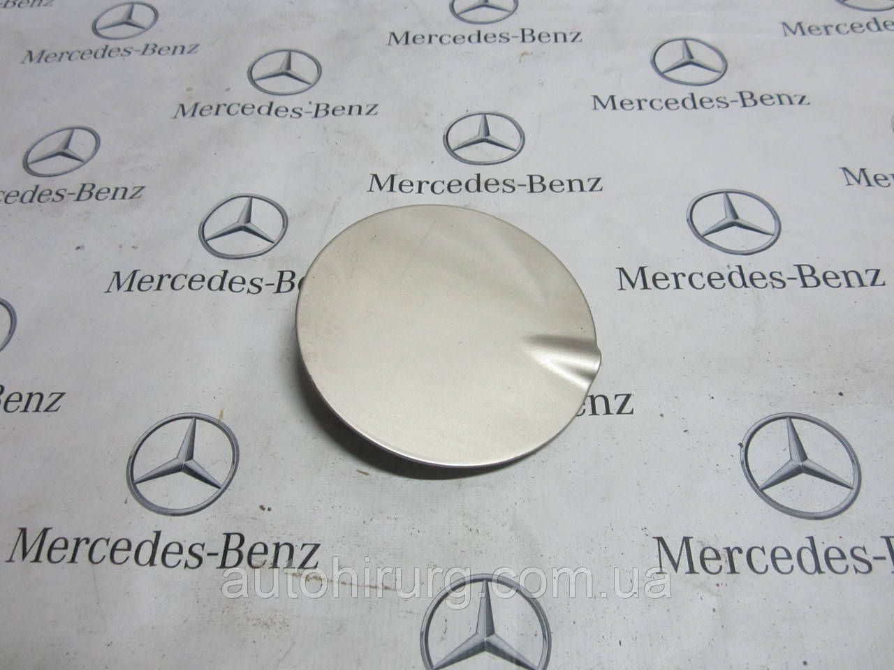 Лючок бензобака mercedes w163 ml-сlass (A1635842426)