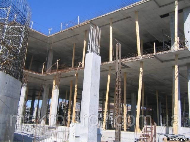 Бетонний каркас будівлі