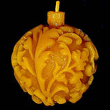 Новорічна воскова свічка "Ялинкова іграшка" з натурального бджолиного воску, фото 3