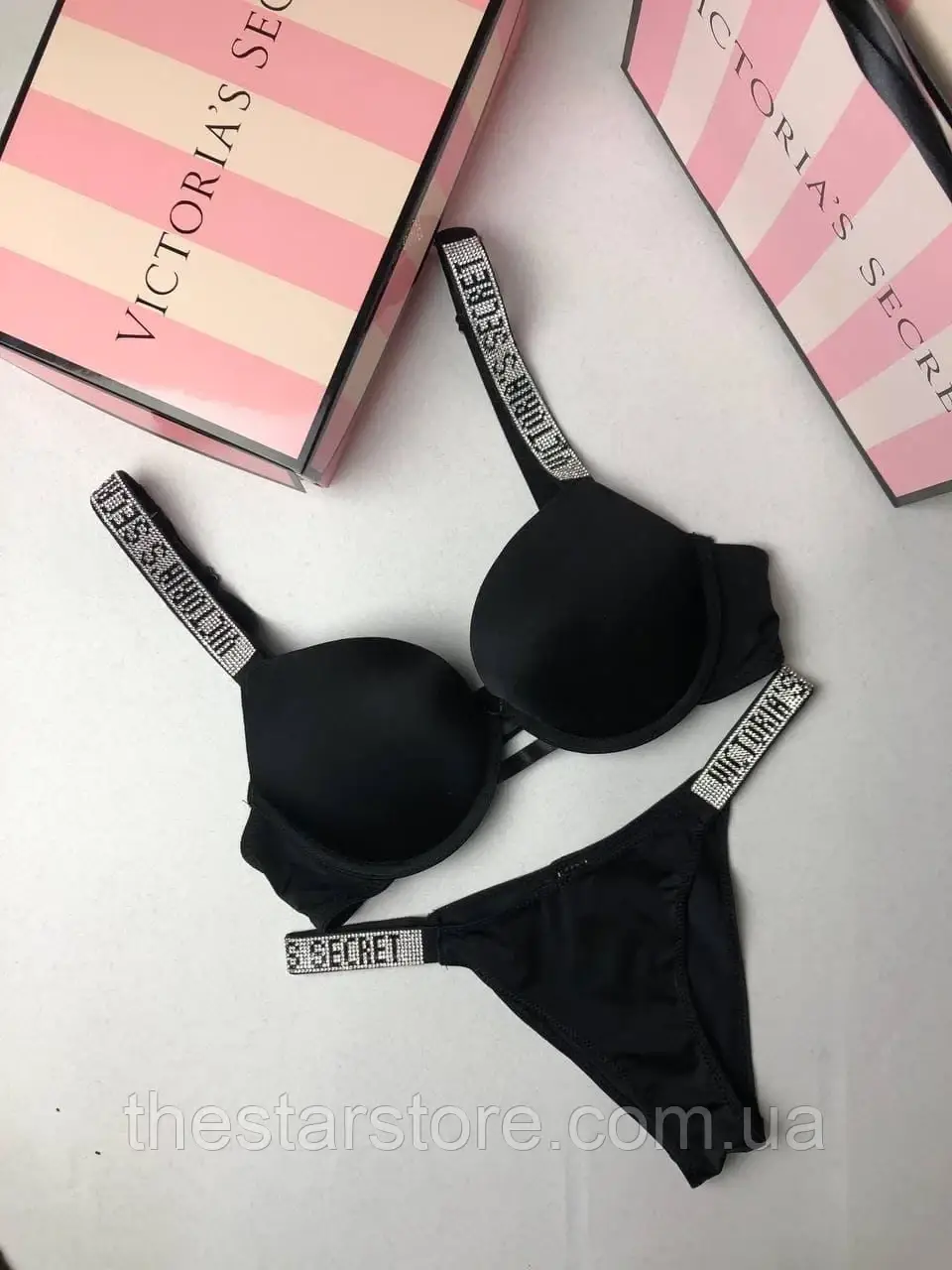 

Комплект женского нижнего белья Victoria`s Secret Виктория Сикрет Модель со стразами Push-up, Черный