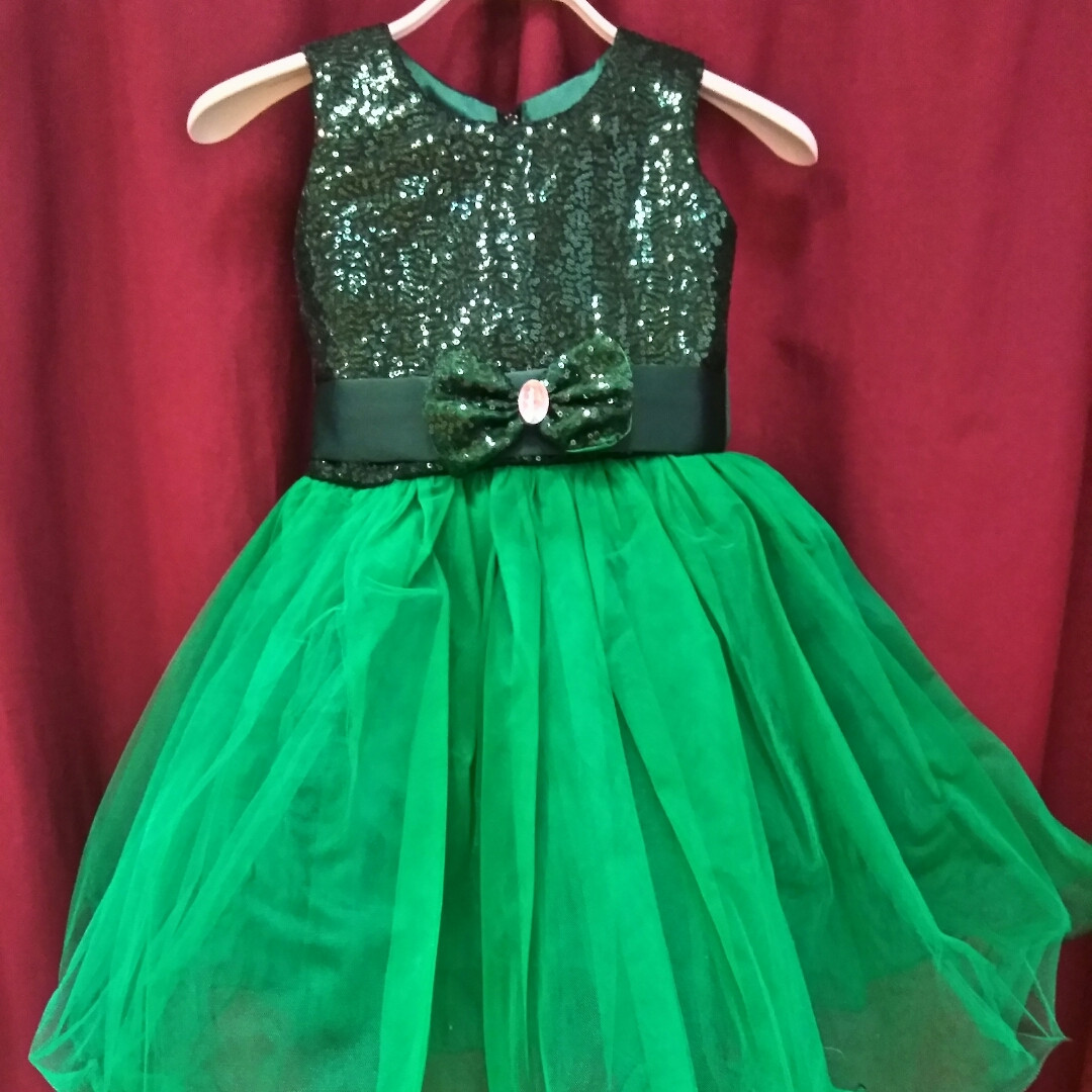 Зелене дитяче плаття Ялинки. 3-4 роки