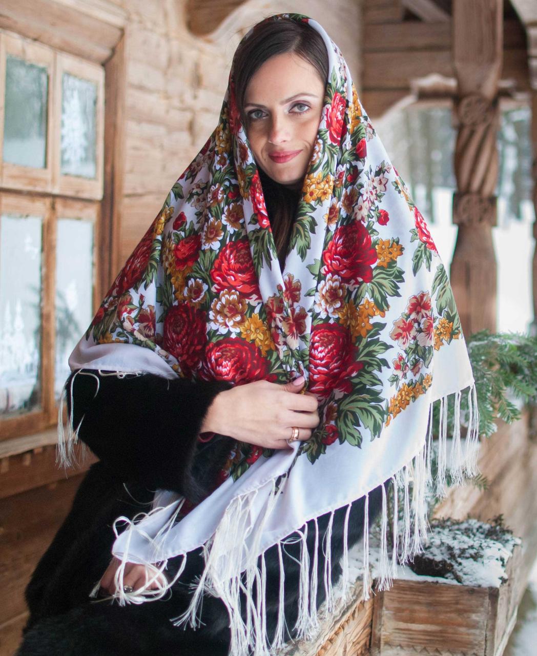 Хустка Півонії 120*120 біла