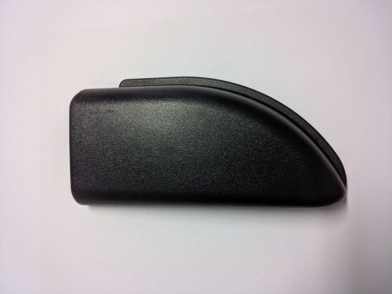 Накладка розсувних правих дверей Renault Trafic, Opel Vivaro 2001-2014, Cargroup 8200020538