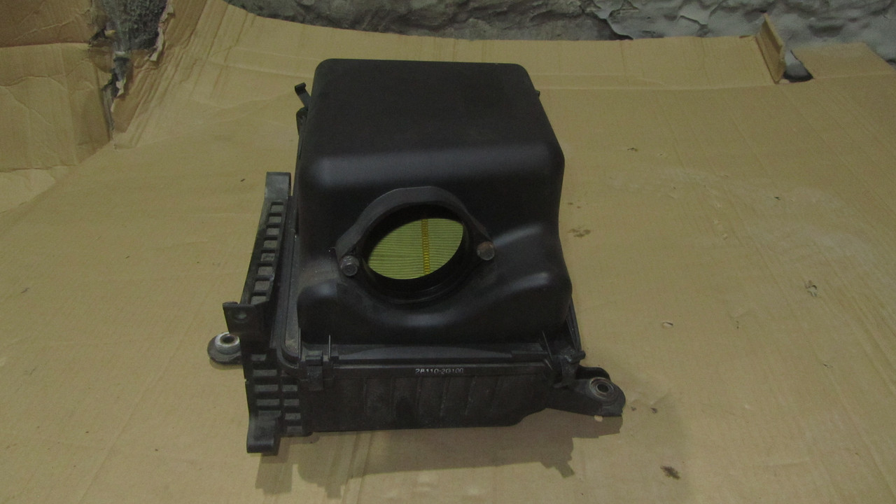 Корпус повітряного фільтра в зборі Kia Magentis 281102G100, фото 1