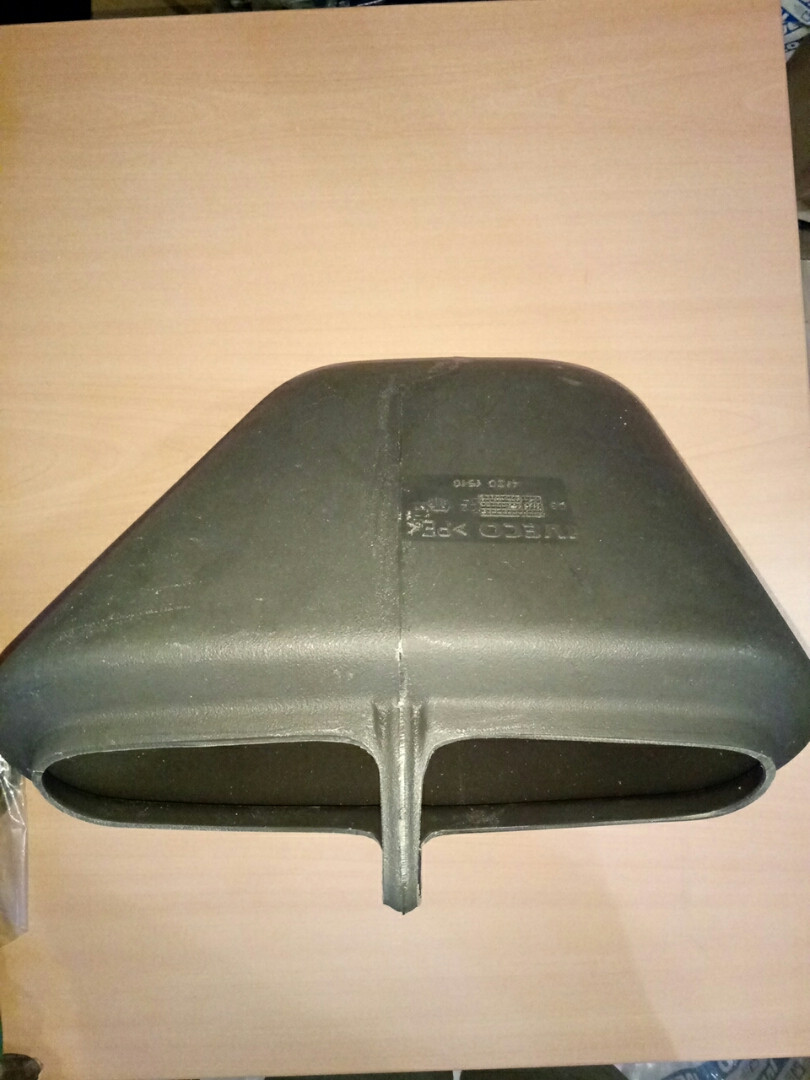 Повітрозабірник Iveco EUROTRAKKER 41201510