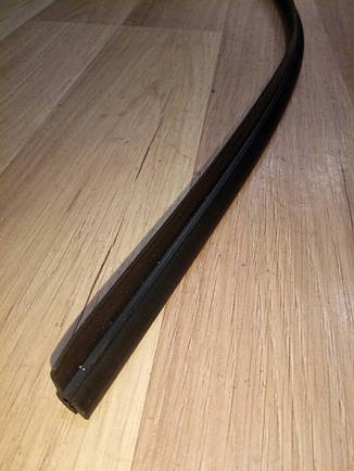 Ущільнювач гумовий стійки кабіни Iveco Eurocargo 504059005, фото 3