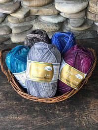 Шкарпеткова пряжа Cashmere-Merino 70% мериносова вовна 25% поліамід 5% кашемір,210м/50г