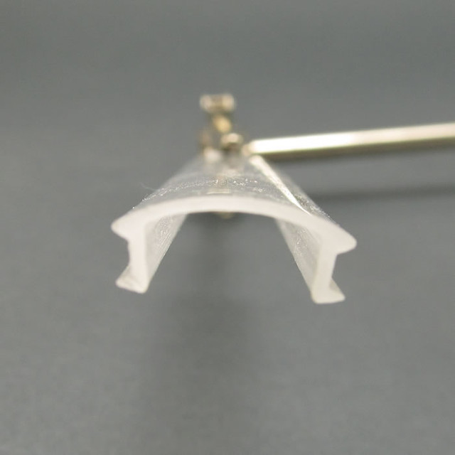 Матова Лінза для світлодіодного профілю Фото Матова лінза для профілю Фото