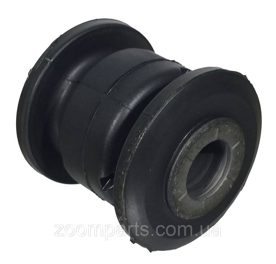 Сайлентблок переднього важеля передній Mazda TK4834470A