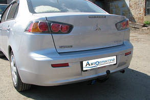 Фаркоп Mitsubishi Lancer 10 (седан/хетчбек 2013-)(Мітсубісі Ланцер 10) Автопристрій