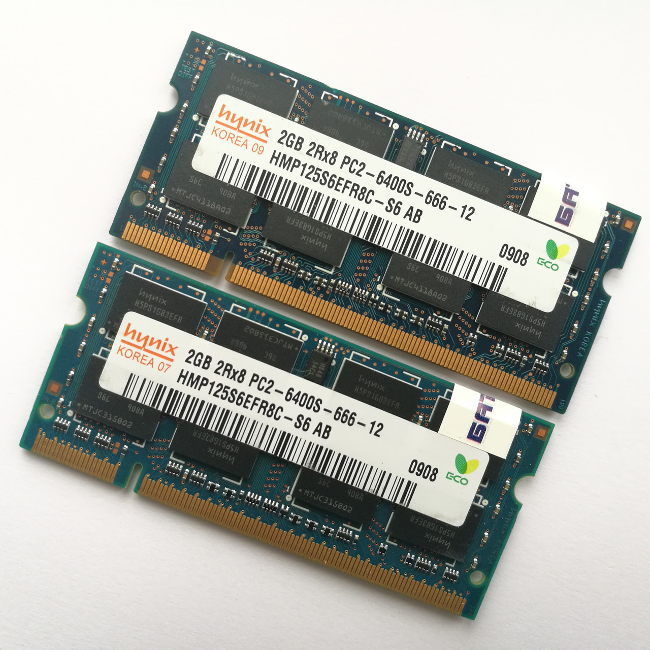 Оперативная память Hynix SODIMM DDR2 4Gb (2Gb+2Gb) 800 MHz 6400s CL6 (HMP125S6EFR8C-S6 AB) Б/У