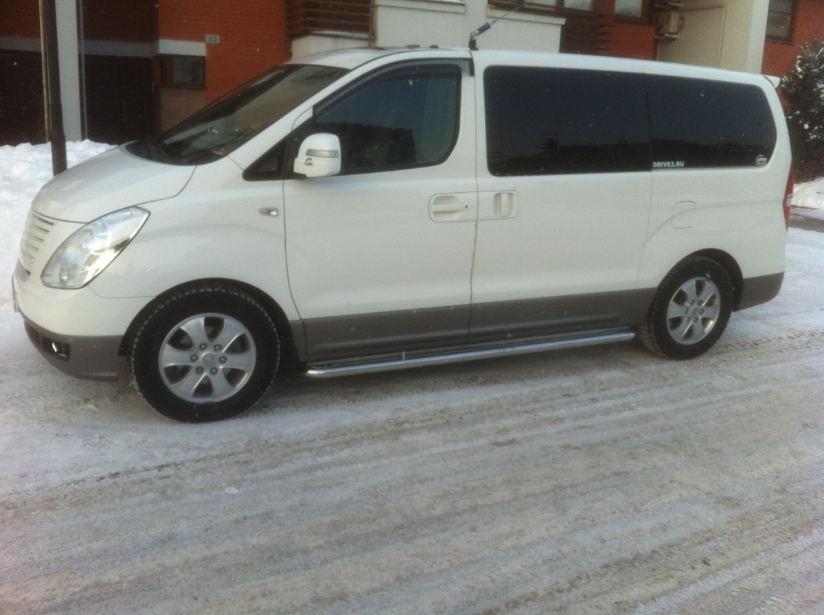 Hyundai H-1, H-200 Starex боковые площадки Premium d51, фото 1
