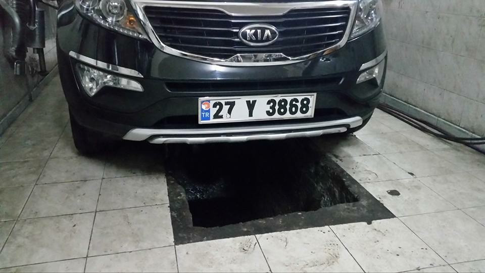 Передня накладка V2 (пластик) - Kia Sportage 2010-2015 рр., фото 1