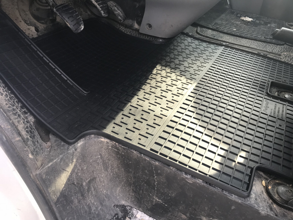 Гумові килимки (2 шт, Polytep) - Opel Vivaro 2001-2015 рр., фото 1